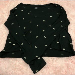 PINK Lips Long Sleeve